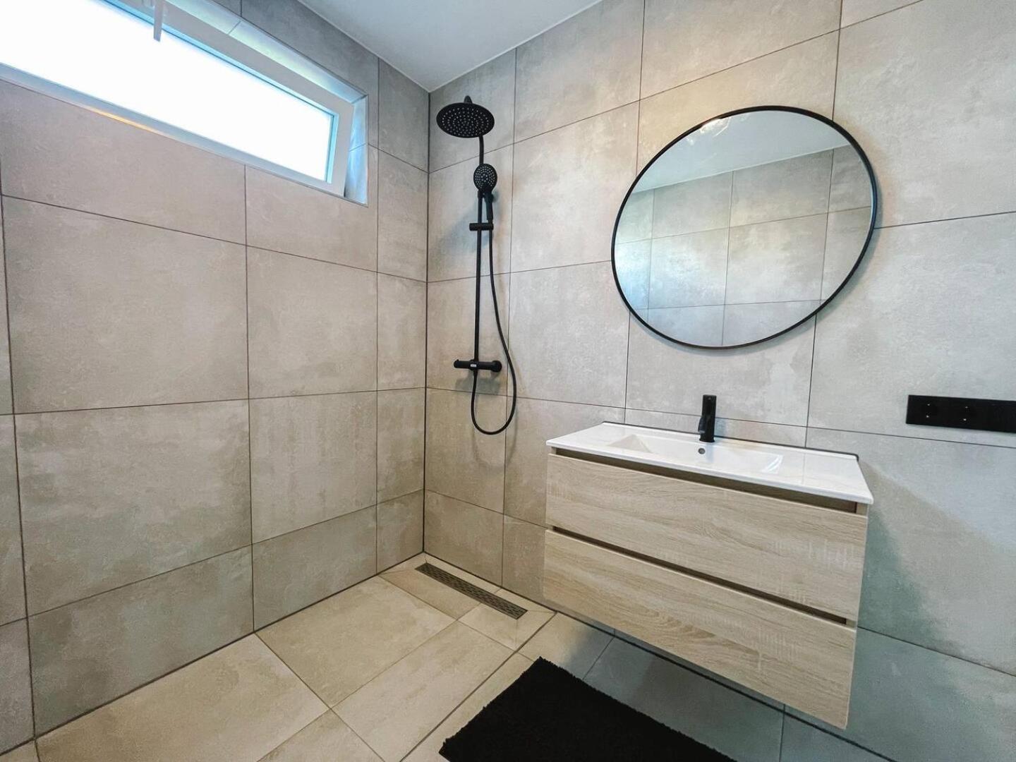Modern & Convenient Studio Arnhem Exterior foto